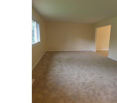 4th image of 811 S Parkview Dr