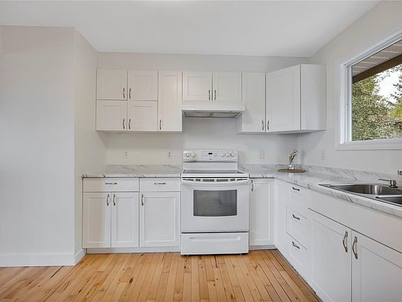 5th image of 2107 Duggan Rd