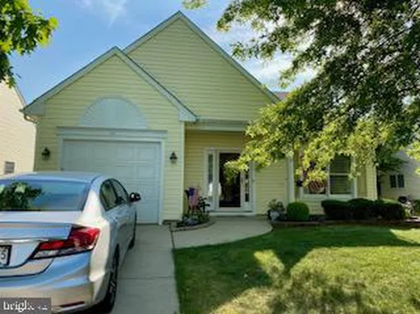 11 Laurel Ridge Ln, Columbus, NJ 08022