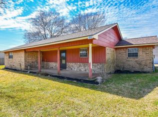 1911 Fields Store Rd, Waller, TX 77484