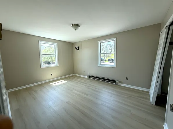 1655 Pontiac Ave #A, Cranston, RI 02920