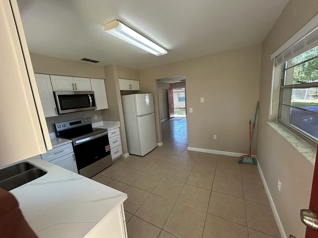 2 bed, 840 sqft, $1,450 — Photo 4