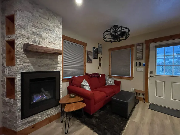 1254 Bonanza Ave — Photo 13