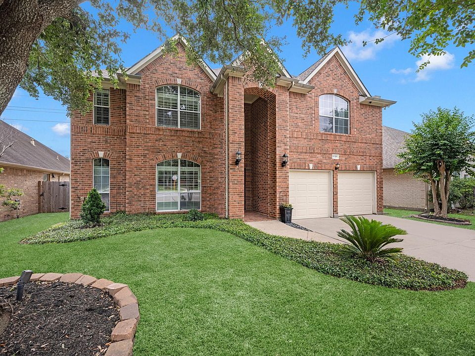 1st image of 10319 Mossy Brook Ln