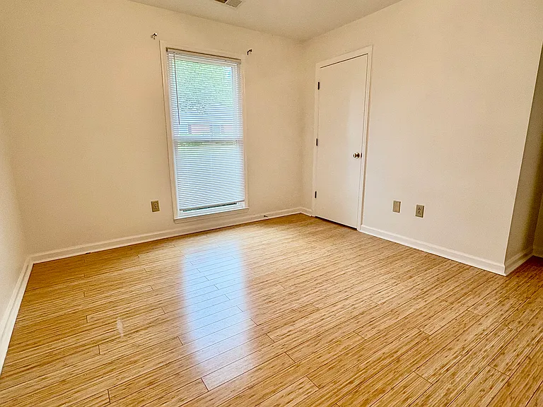 2202 Storey Ct — Photo 23