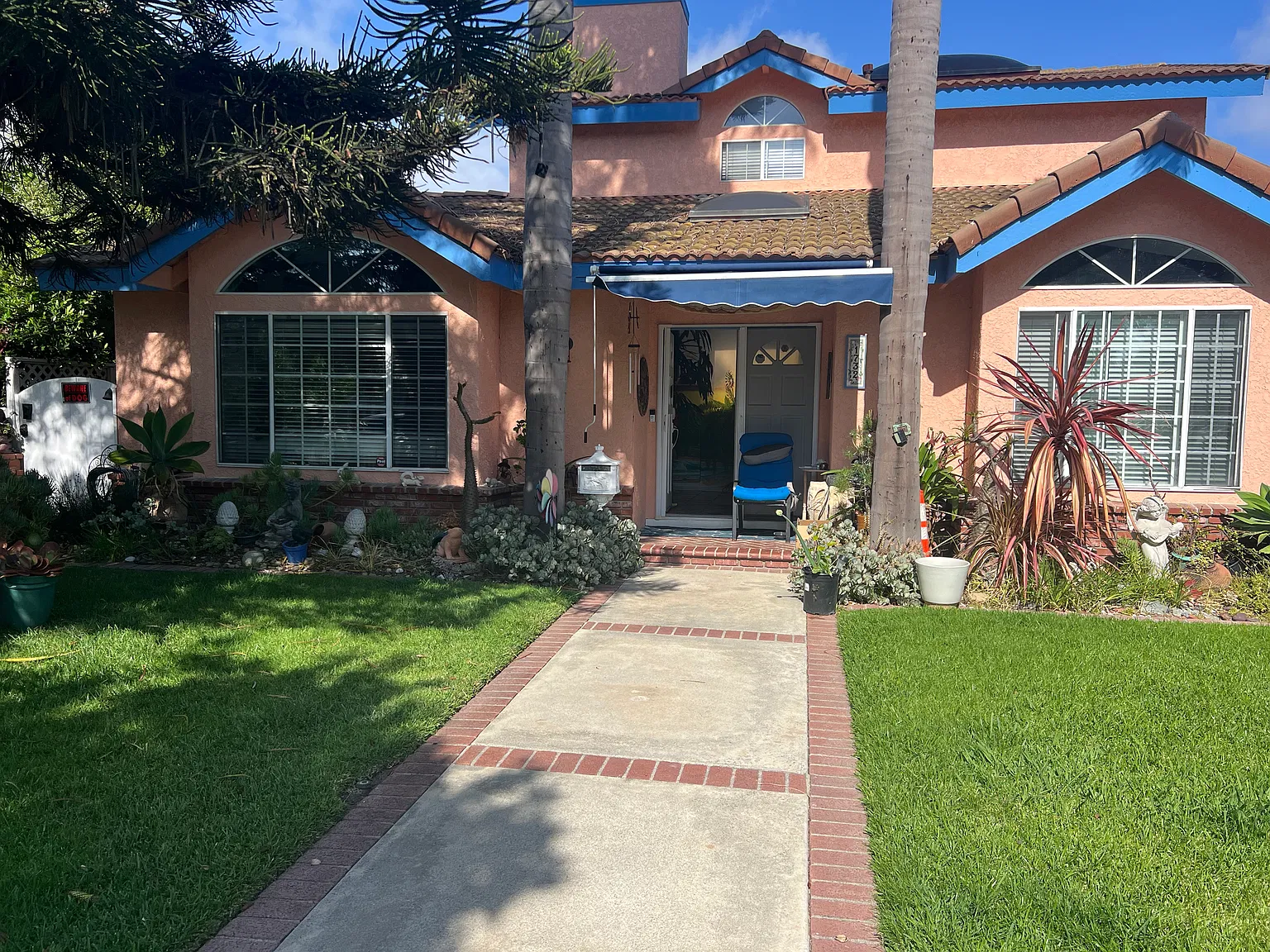 1732 Main St — Photo 2