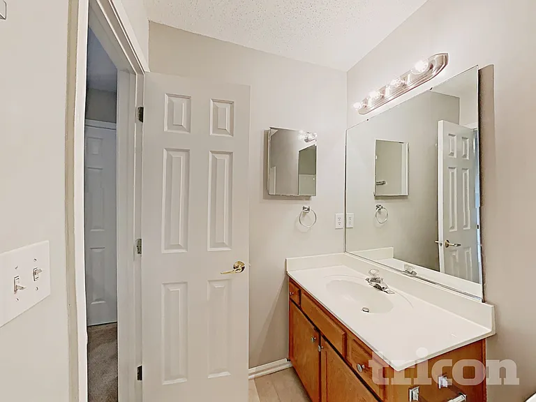 3651 Stonefield St — Photo 13