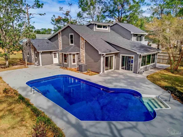 5737 Hermitage Cir, Milton, FL 32570