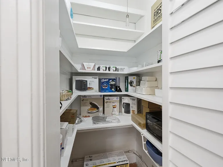 1786 Challen Ave #2 — Photo 15