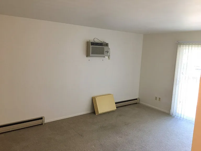 2114 Allen Blvd — Photo 14