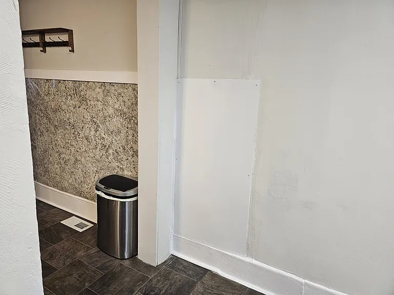 1143 Madison Ave SE #C — Photo 5