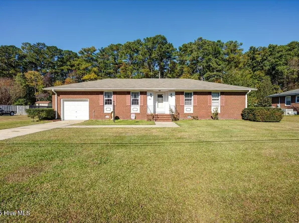 202 Carolina Pines Boulevard, New Bern, NC 28560