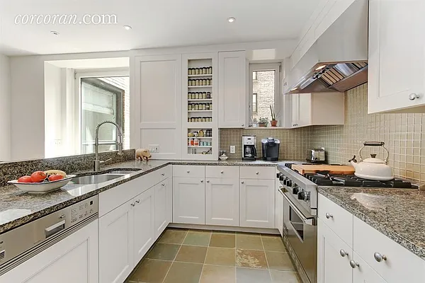 Sold by Corcoran | media 12