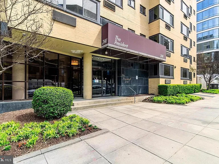 2141 I St NW #610 — Photo 4