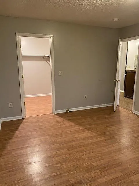 2 bed, 900 sqft, $1,450 — Photo 3