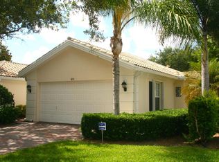 911 Magdalena Rd, Palm Beach Gardens, FL 33410