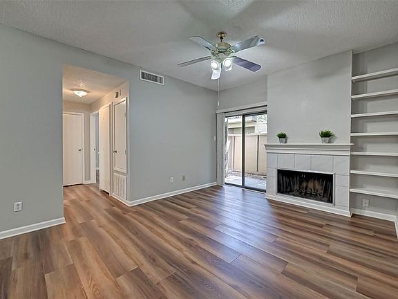 5th image of 10049 Westpark Dr APT 135