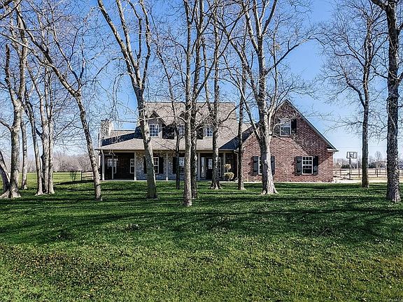 4th image of 181 Elm Dr
