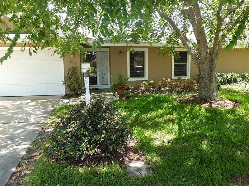 1st image of 817 Mimosa Dr