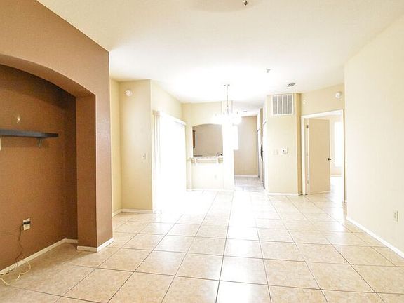 3rd image of 102 Vista Verdi Cir