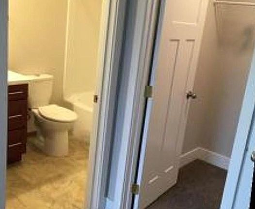 Master bath, walk in closet