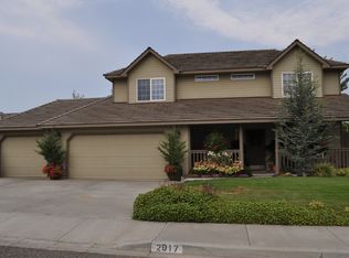 2917 S Huntington Ct, Kennewick, WA 99337