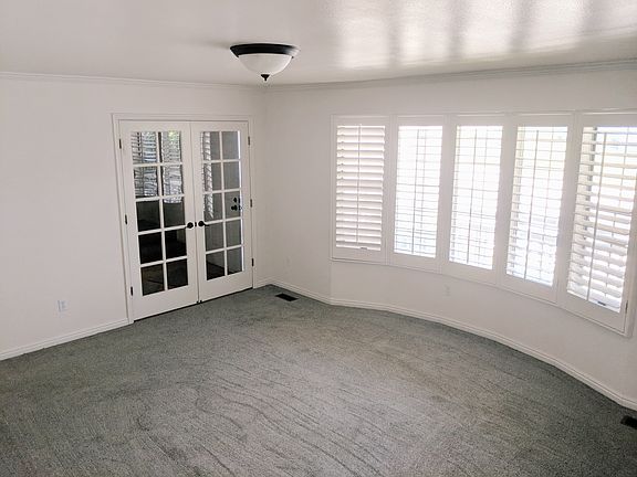 Livingroom front view