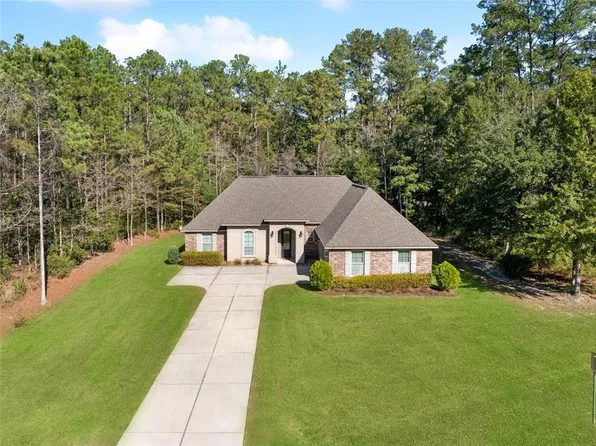 833 Branch Crossing Dr, Covington, LA 70435