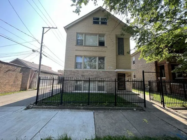 6915 S Artesian Ave, Chicago, IL 60629