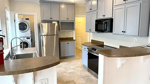 9 Ashland St #2 Photo 1