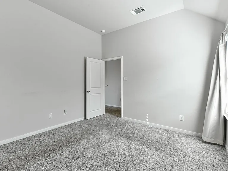 6306 Golden Gate Dr — Photo 27
