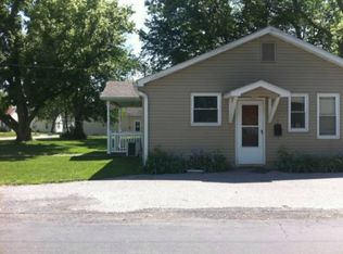 8 S 9th St, Mascoutah, IL