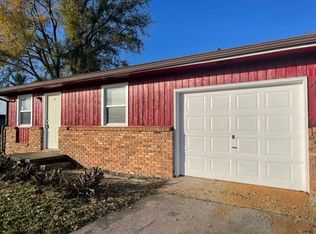 3419 Willow Rd #B, Urbana, IL 61802