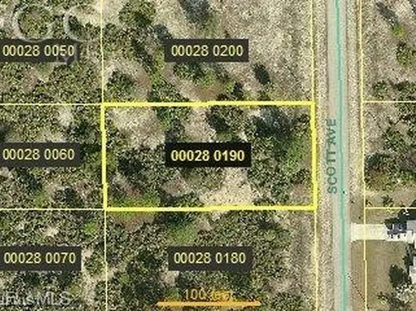 613 Scott Ave, Lehigh Acres, FL 33972