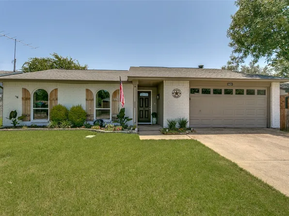 6420 Buckingham Trl, North Richland Hills, TX 76182