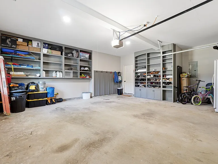 34 Brittany Way — Photo 56