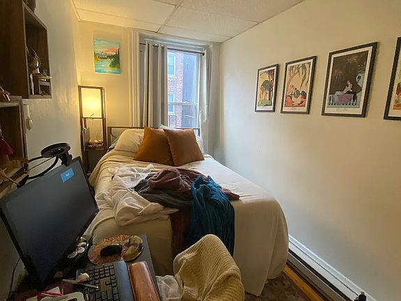 5th image of 13 Symphony Rd APT 7