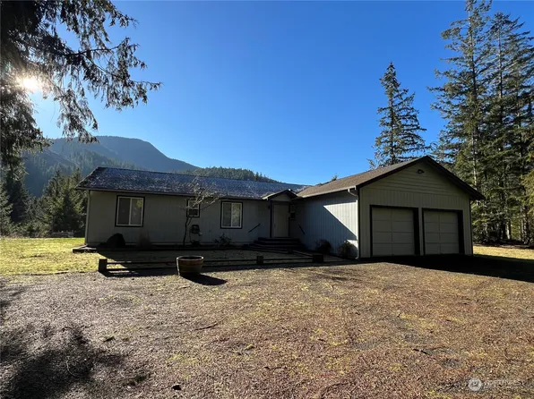81 Dutch Lane, Quilcene, WA 98376