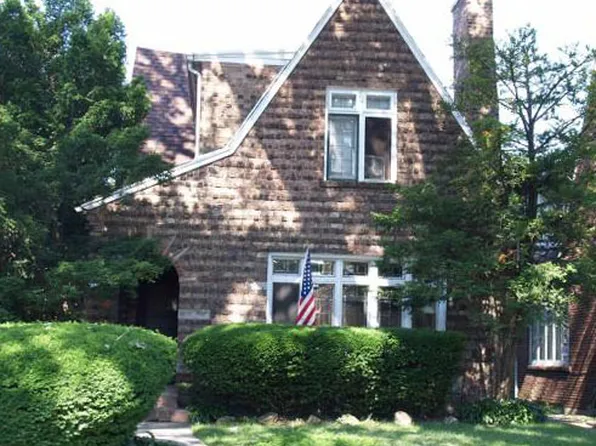 10532 S Bell Ave, Chicago, IL 60643