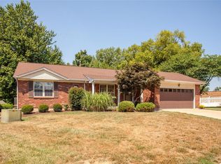 4 Dax Ct, Bridgeton, MO 63044