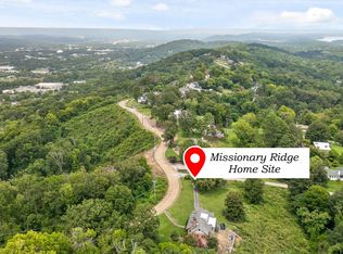 262 N Crest Rd, Chattanooga, TN 37404