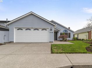 15638 NE Russell Pl, Portland, OR 97230