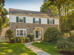 71 Burkewood Rd, Mount Vernon, NY 10552