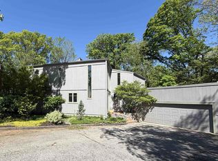 2812 W Fawkesway Dr, Bloomington, IN 47404