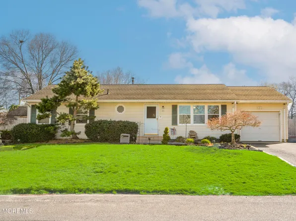 31 Titanic Road, Forked River, NJ 08731