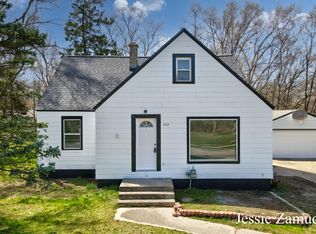 3727 Boone Ave SW, Wyoming, MI 49519