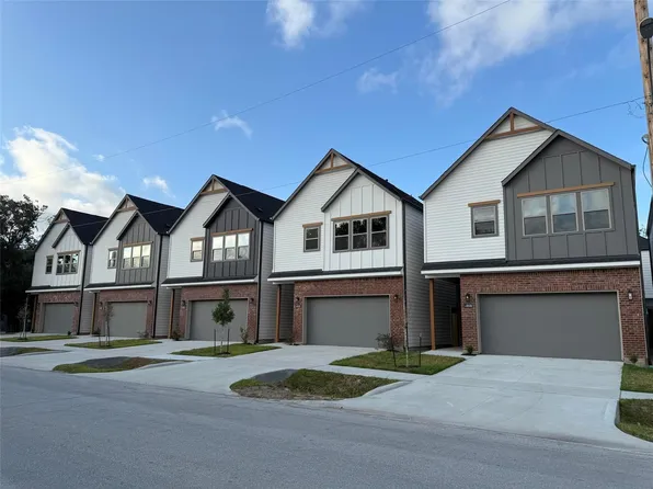 8430 Vogue Ln, Houston, TX 77055
