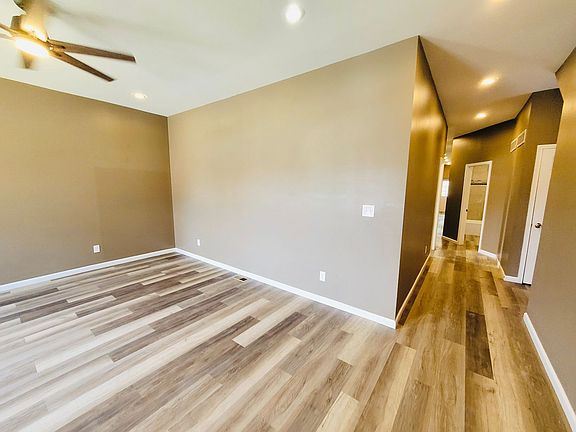 3rd image of 5314 Vernon Ave #8AA514203
