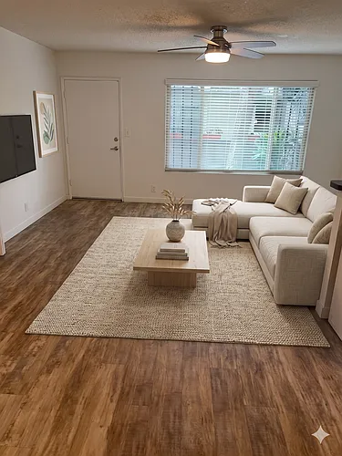 2418 Federal Ave Photo 1