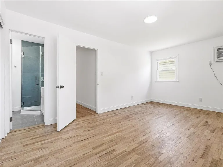 137 Kennedy Blvd #2 — Photo 24